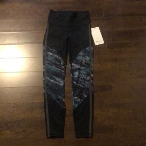 Lululemon Run to Reset Tight 25”